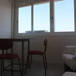 Roch2 - Modern Apartment Near Metro