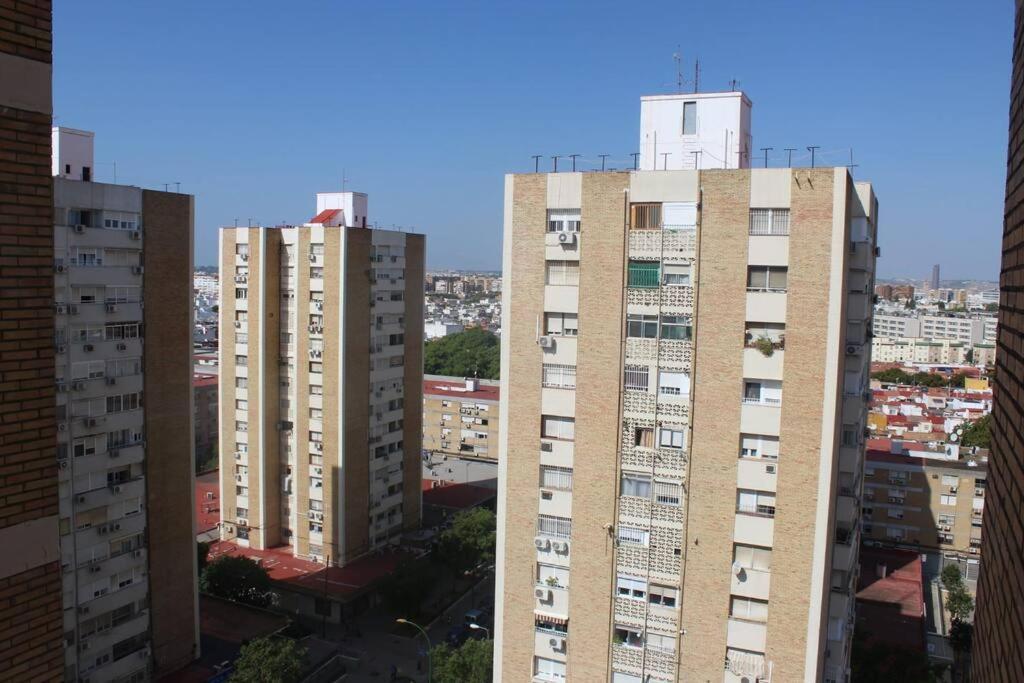 Roch2 - Modern Near Metro Appartement *